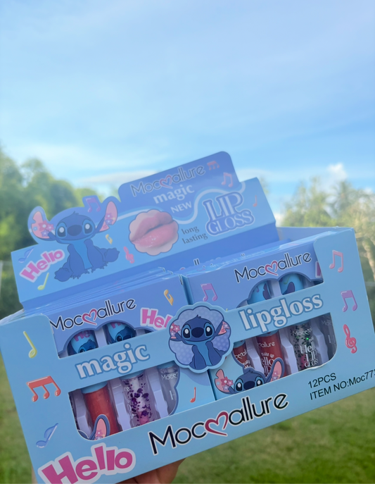 Stitch lip gloss set